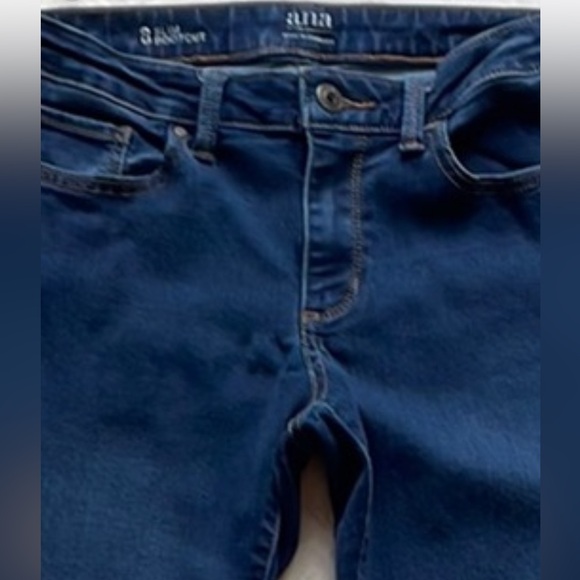 A.n.a. Jeans in VGUC. Size 8 - Picture 5 of 6